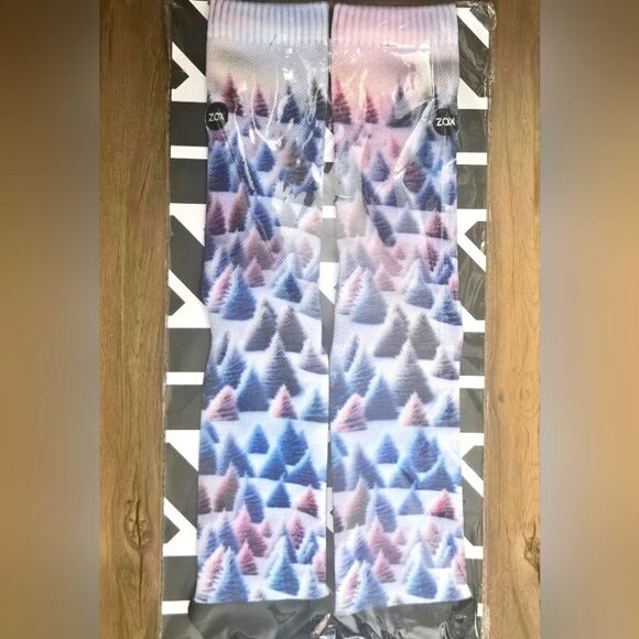 ZOX ADVENT SURPRISE ZOX SOX Winter Tree Ombre long socks Collectible Rare OSFA - Picture 6 of 6